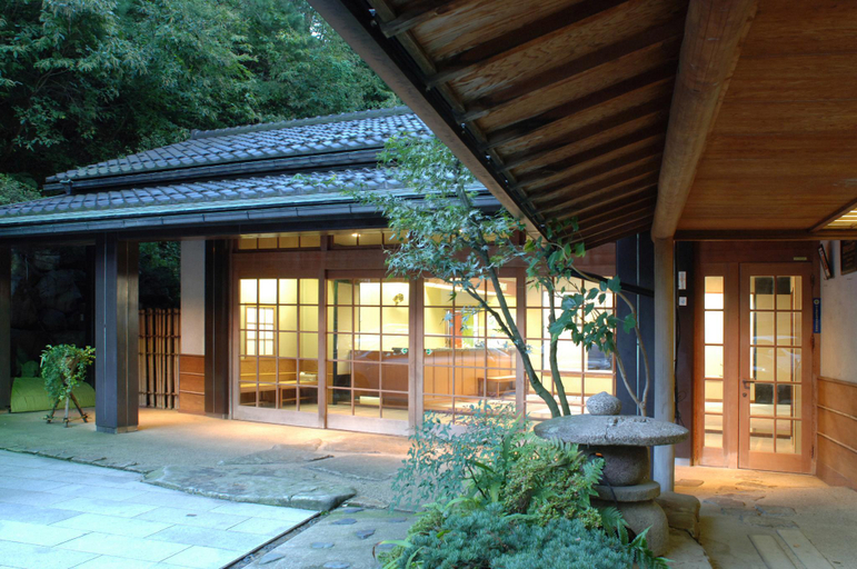 Exterior & Views 1, Yoshidaya Sannoukaku Ryokan, Kaga