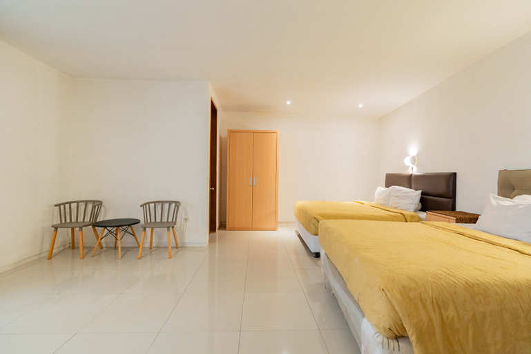 Bedroom 12