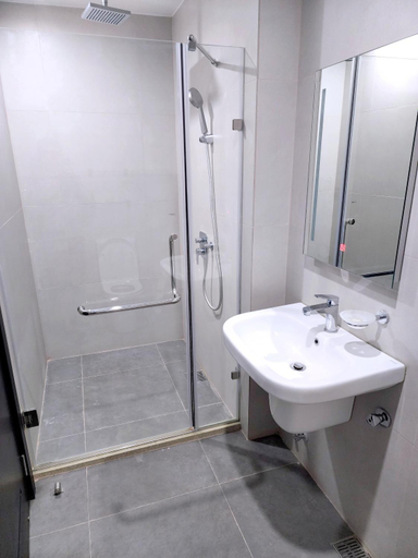 Bathroom 3, Aeon Tower 1812 by DPR, Davao City