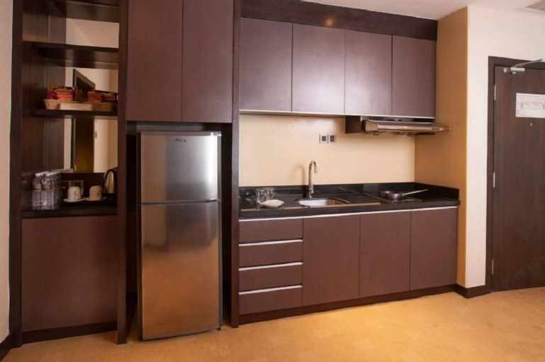 Dining Room 9