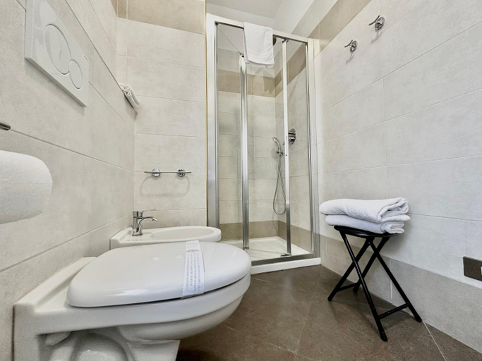 Others 2, Lake Como Lilla Apartment, Lecco