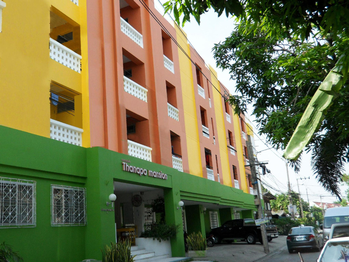 Thanapa Mansion - Hostel, Bang Khen