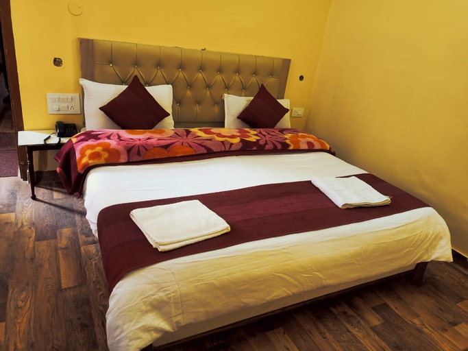 Bedroom, HOTEL SAIDHAM JOSHIMATH, Chamoli