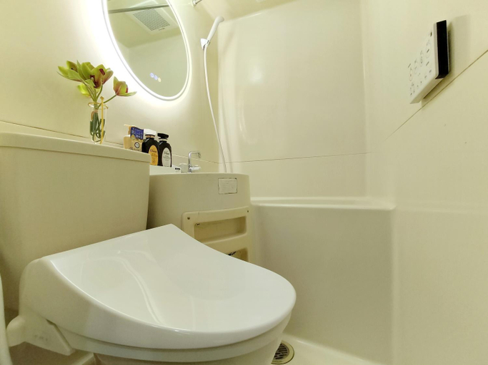 Bathroom 3, S41涉谷最中心 涉谷站7分-Shibuya center 7 mins to Station, Max 5P 直达新宿 涉谷 表参道 池袋 上野 代代木 银座 原宿, Shibuya