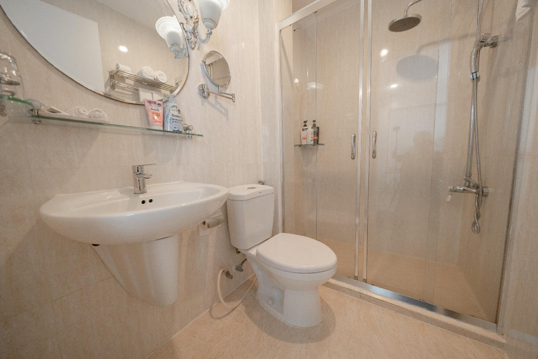 Bathroom 6