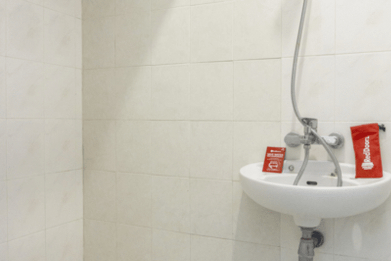 bathroom 6