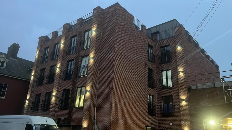 Exterior 3