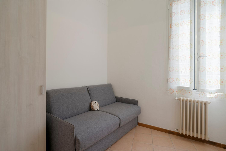 Others 5, Appartamento Centrale - sulla pedonale, Imperia