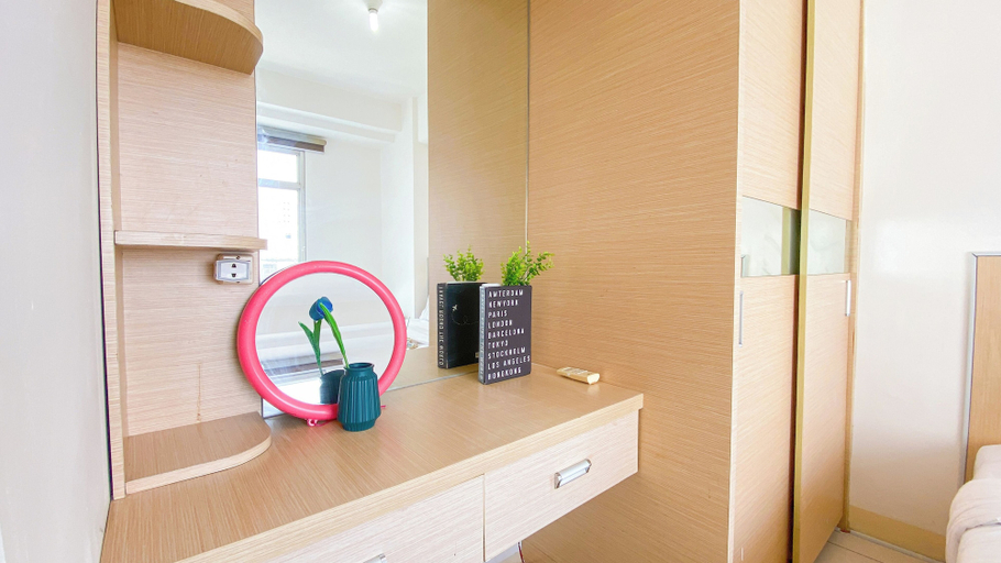 Bathroom 4, Modern Look 2Br At Green Bay Pluit Apartment, Jakarta Utara
