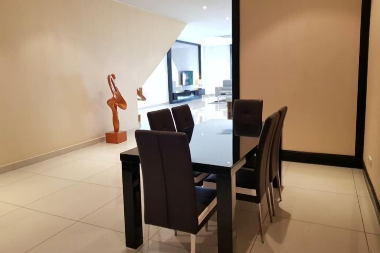 Dining Room 21