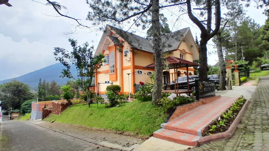 Vila Dinar Mountain View Lembang, Bandung