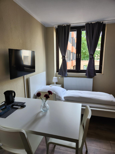 Bedroom 8
