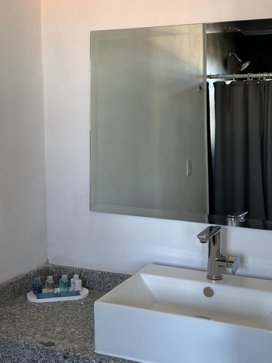 Bathroom 2, DUNAMIS HOTEL, Jilotepec