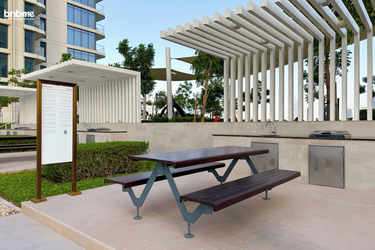 Exterior & Views 2, bnbme | Marina Vista Tower | 1 BDR, Dubai