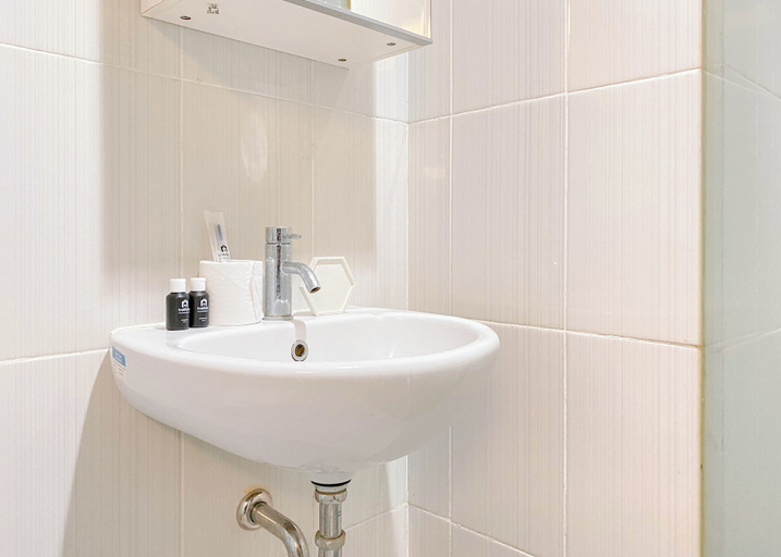 Bathroom 4, Restful And Cozy Studio Tamansari Semanggi Apartment, Jakarta Selatan