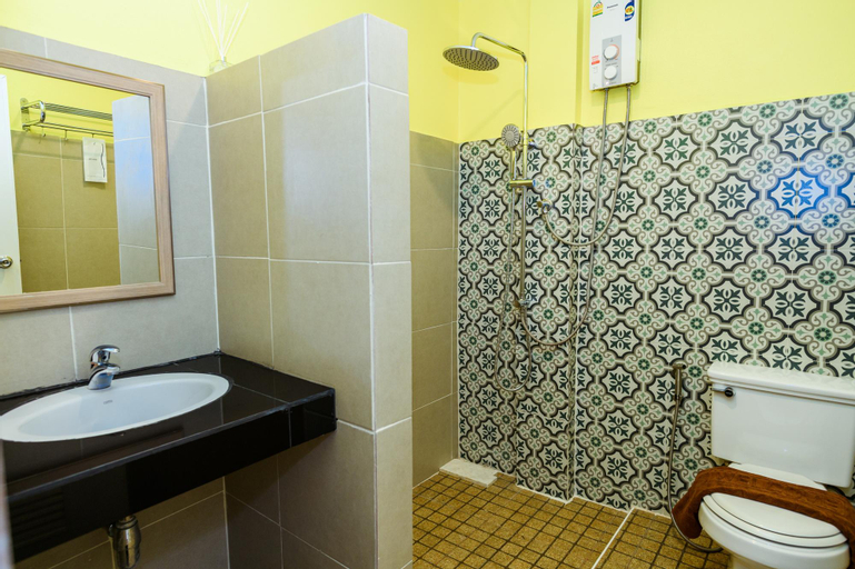 Bathroom 2