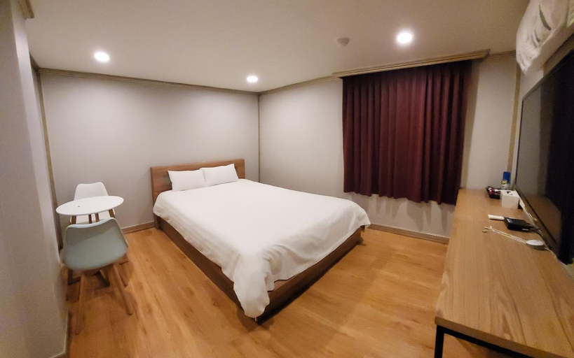 Others 3, Emerald Ace Hotel, Jeju