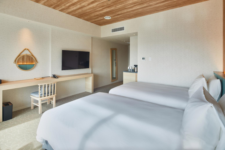 Bedroom 28