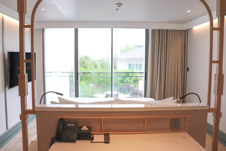 Bathroom 11