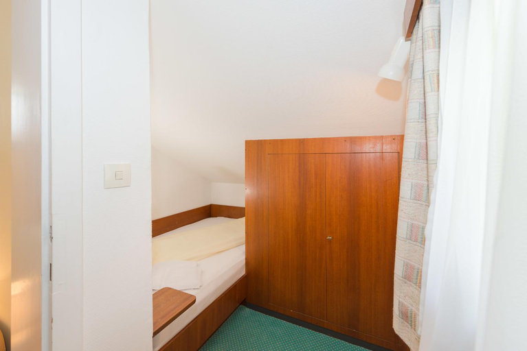 Bedroom 5, City Life 4 by Alpenidyll Apartments, Liezen