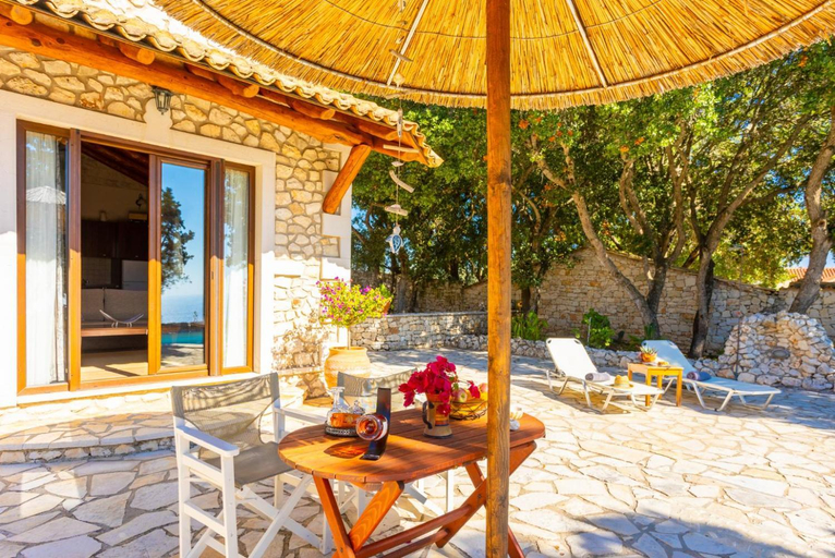 Others 5, Villa Nionios, Ionian Islands