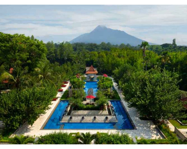 Swimming Pool 11