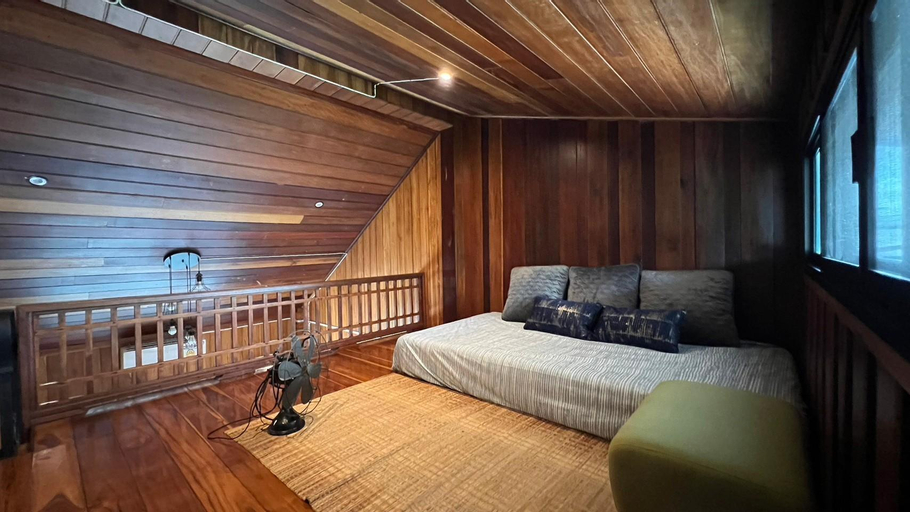 Bedroom 9