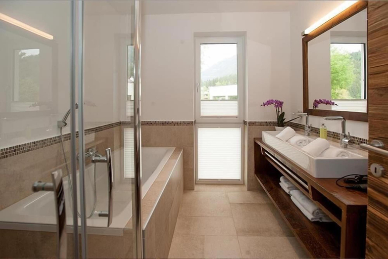 Bathroom 3, EuroParcs Hermagor  Nassfeld, Hermagor