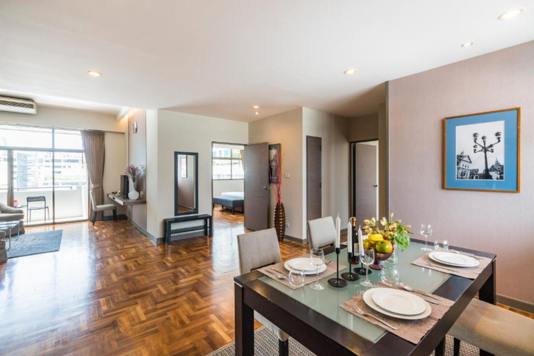 Dining Room 1