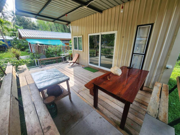 Others 5, Lung peiyk homestay, K. Ko Kut
