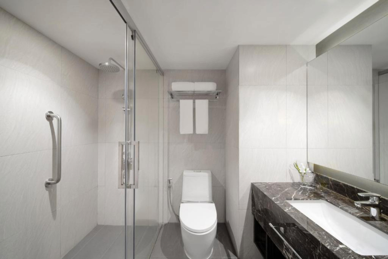 Bathroom 7