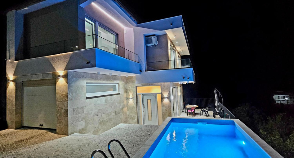 Others 2, Sweet Sea Villa
