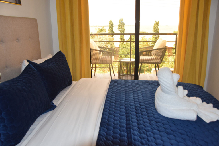 Bedroom 4, River Hills Hotel & Suites, Ga West