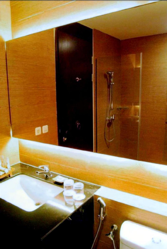Bathroom 22