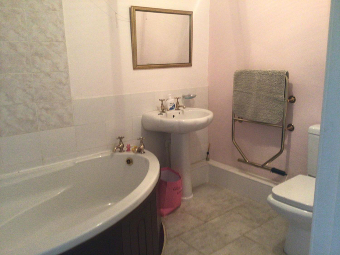 Bathroom 4, Willow Barn, Cambridgeshire