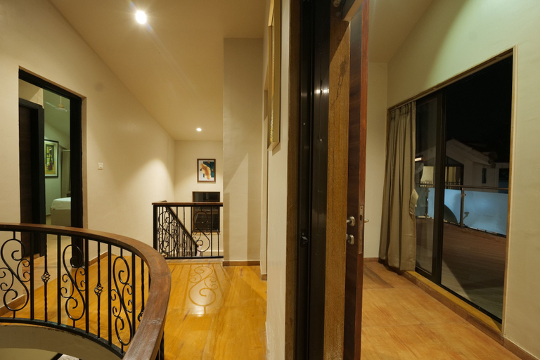 Others, Pine Wood Villa By 97RoyalVista, Pune