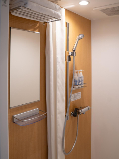Bathroom 27