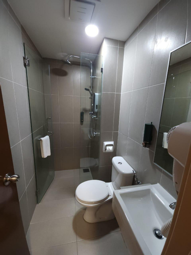 Bathroom 21