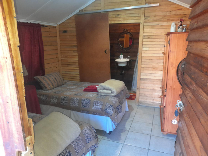 Others 4, 1322 Backpackers International, City of Tshwane