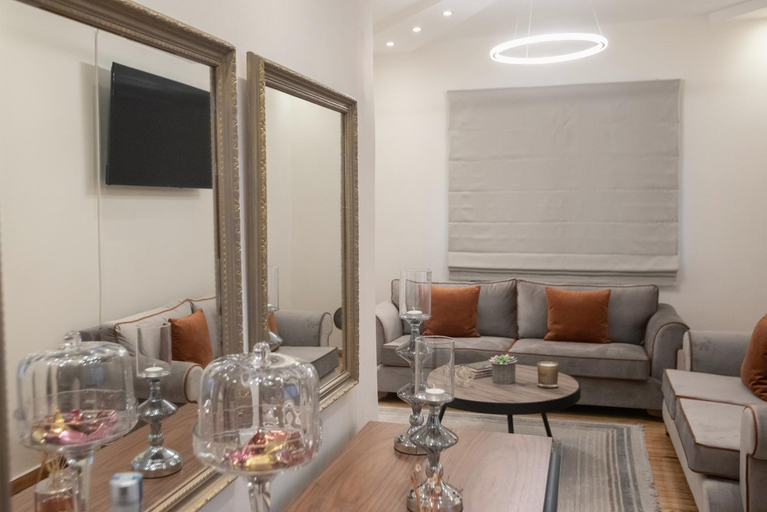 Food & Drinks 4, Aegli Suites, Central Greece