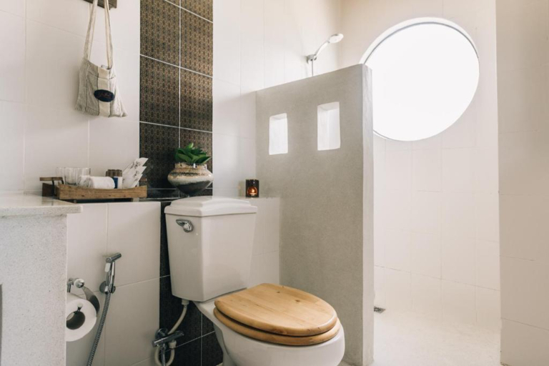 Bathroom 4, Hotel YaYee, Muang Chiang Mai