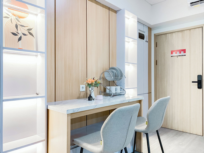 Dining Room 6