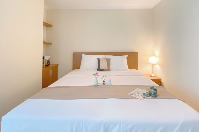 Bedroom 2, Cozy And Elegant 1Br Apartment The Boulevard, Central Jakarta