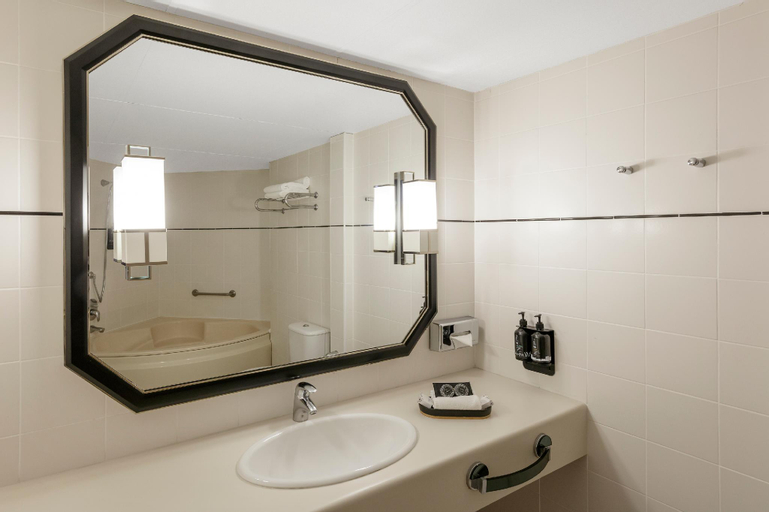 Bathroom 5