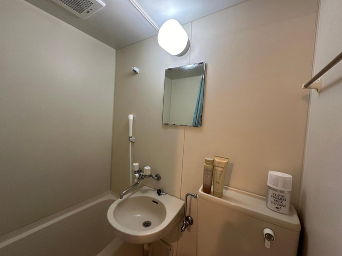 Bathroom 3, Garden Square, Toshima