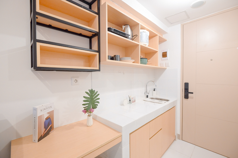 Others 4, Modern and Compact Studio at Tokyo Riverside PIK 2 Apartement By Travelio, Tangerang