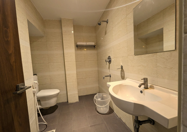 Bathroom, Cts Residency, Tiruchirappalli