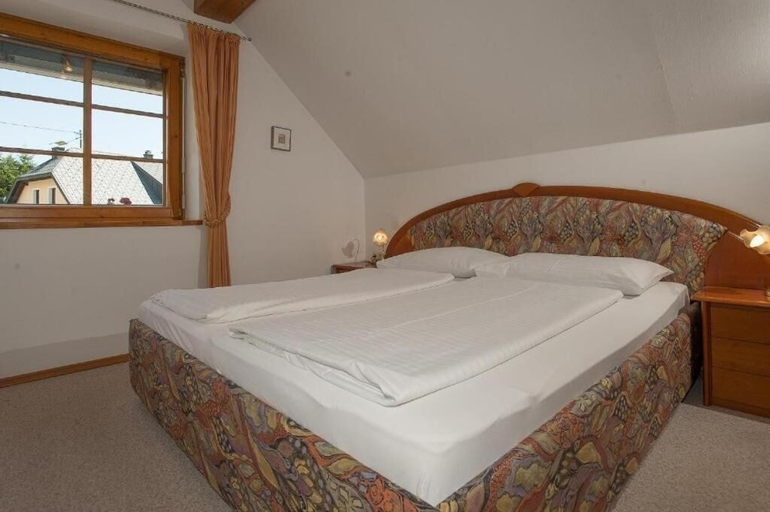 Bedroom 2, EuroParcs Hermagor  Nassfeld, Hermagor