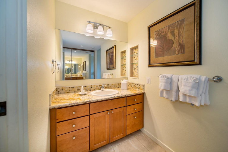 Bathroom 15