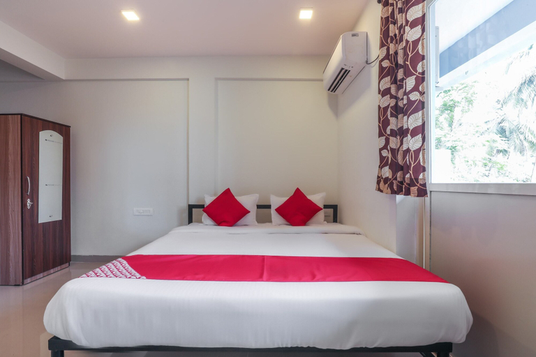 Bedroom 2, Morjim Sea Wave, North Goa